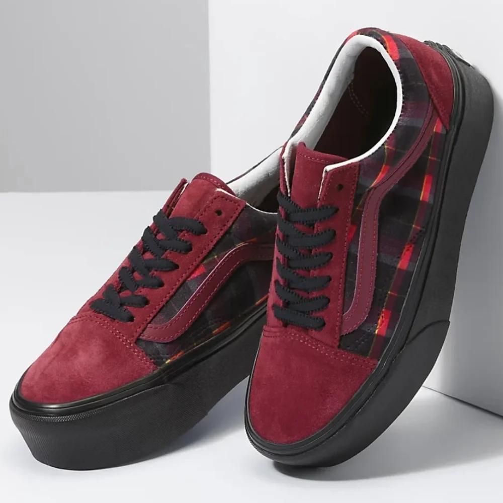 NWT Vans Old Skool Stackform Velvet Plaid Port Red Plaid Platform Sneakers - 9 - Picture 4 of 10